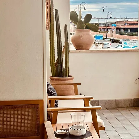 Casa Mira Luxury Sea House Fco Airport *